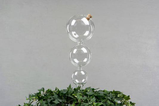 Regador gota-a-gota grande com bolhas image 1